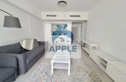 شقة - غرفة نوم - 2 حمامات للبيع في شقق ريحان - الجادة - الشارقة