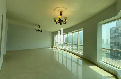 Apartment - 2 Bedrooms - 3 Bathrooms for rent in Al Majaz 3 - Al Majaz - Sharjah