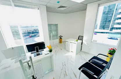 Office Space - Studio - 1 Bathroom for rent in Al Shindagah - Dubai