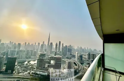 Apartment - 1 Bedroom - 2 Bathrooms for rent in Paramount Tower Hotel  and  Residences - Business Bay - Dubai
