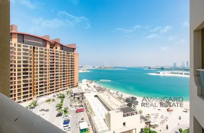 Apartment - 2 Bedrooms - 3 Bathrooms for rent in Al Das - Shoreline Apartments - Palm Jumeirah - Dubai