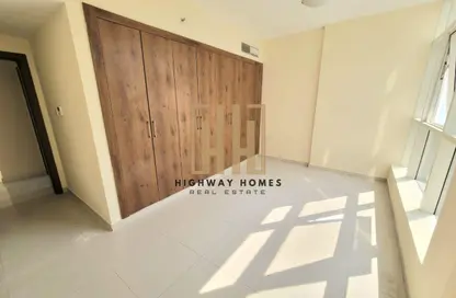 شقة - 2 غرف نوم - 3 حمامات للايجار في بناية مويليح 29 - مويلح - الشارقة