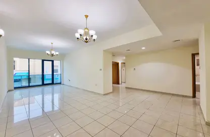 Apartment - 3 Bedrooms - 3 Bathrooms for rent in Oud Metha - Bur Dubai - Dubai