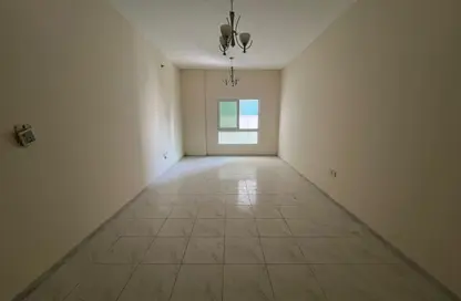 Apartment - 3 Bedrooms - 3 Bathrooms for rent in Al Majaz 2 - Al Majaz - Sharjah Apartment - 3 Bedrooms - 3 Bathrooms for rent in Al Majaz 2 - Al Majaz - Sharjah