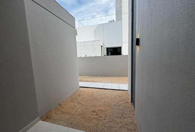 15704932 - Property Image 3