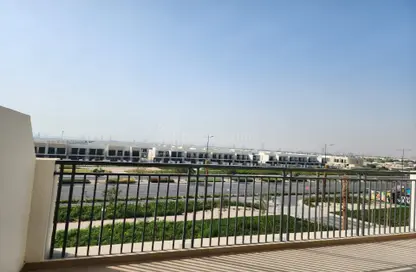 شقة - غرفة نوم - 1 حمام للايجار في ليفا - تاون سكوير - دبي