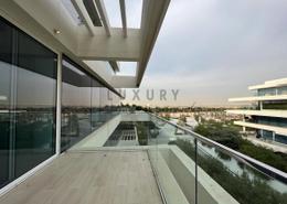 صورةشرفة لـ: شقة - 2 غرف نوم - 3 حمامات للكراء في أشجار - البراري - دبي, صورة 1