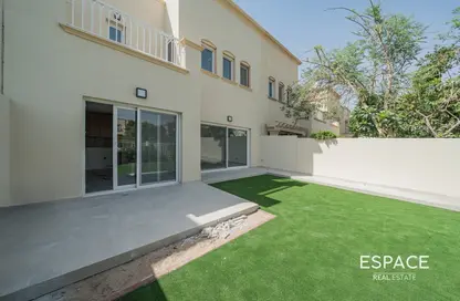 فيلا - 3 غرف نوم - 3 حمامات للايجار في الينابيع 9 - الينابيع - دبي