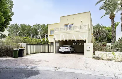 Villa - 4 Bedrooms - 4 Bathrooms for sale in Meadows 9 - Meadows - Dubai