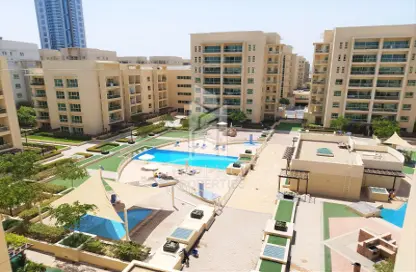 Apartment - 2 Bedrooms - 2 Bathrooms for sale in Al Dhafra 1 - Al Dhafra - Greens - Dubai