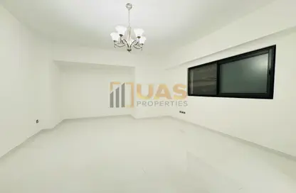 Apartment - 2 Bedrooms - 3 Bathrooms for rent in Trio Building - Al Barsha 1 - Al Barsha - Dubai