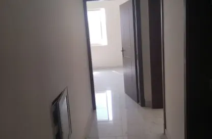 شقة - غرفة نوم - 2 حمامات للايجار في 2 المويهات - المويهات - عجمان