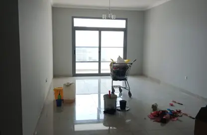 Apartment - 2 Bedrooms - 3 Bathrooms for rent in Al Khan Corniche - Al Khan - Sharjah