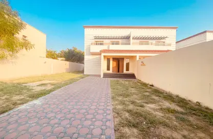 Villa - 4 Bedrooms - 5 Bathrooms for rent in Barashi - Al Badie - Sharjah