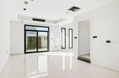 تاون هاوس - 3 غرف نوم - 4 حمامات للبيع في غرب الفرجان - الفرجان - دبي