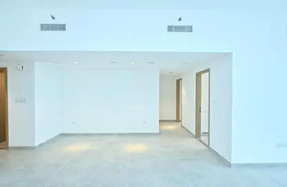 شقة - 2 غرف نوم - 4 حمامات للايجار في كاتش ريزيدينس لاي جي او - الضاحية 12 - قرية الجميرا سركل - دبي شقة - 2 غرف نوم - 4 حمامات للايجار في كاتش ريزيدينس لاي جي او - الضاحية 12 - قرية الجميرا سركل - دبي