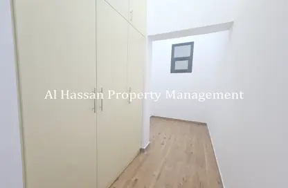 شقة - 3 غرف نوم - 3 حمامات للايجار في مدينة الرياض - أبوظبي