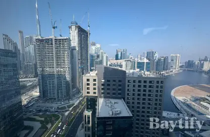 مكتب - استوديو - 1 حمام للايجار في برج بايناري - الخليج التجاري - دبي