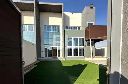 Villa - 7+ Bedrooms - 7+ Bathrooms for sale in Al Suyoh 1 - Al Suyoh - Sharjah