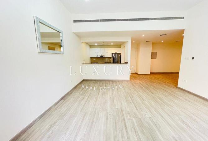 UPGRADED 3BHK | CHILLER FREE | GARDEN VIEW