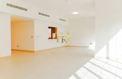 Villa - 4 Bedrooms - 6 Bathrooms for rent in Nad Al Sheba Villas - Nad Al Sheba 3 - Nad Al Sheba - Dubai