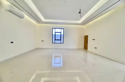 شقة - 1 حمام للايجار في مدينة الرياض - أبوظبي