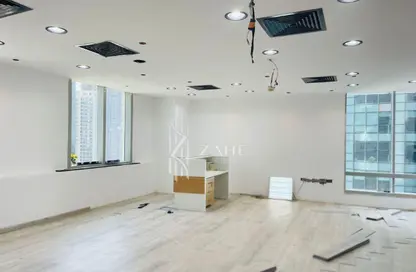 مكتب - استوديو - 1 حمام للايجار في القمة - الخليج التجاري - دبي