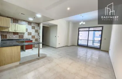 شقة - 2 غرف نوم - 2 حمامات للبيع في برج حمزة - مدينة دبي الرياضية - دبي