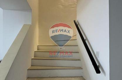 Villa - 4 Bedrooms - 5 Bathrooms for sale in Mediterranean Style - Al Reef Villas - Al Reef - Abu Dhabi