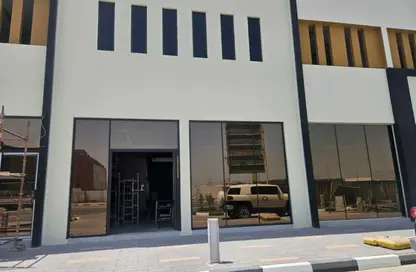 Shop - Studio - 1 Bathroom for rent in Dubai Investment Park 1 (DIP 1) - Dubai Investment Park (DIP) - Dubai