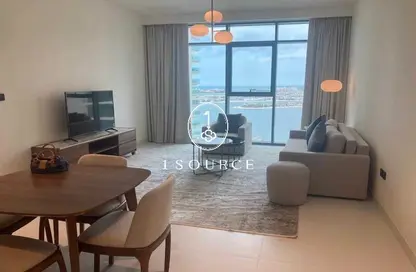 Apartment - 1 Bedroom - 1 Bathroom for sale in Marina Vista - EMAAR Beachfront - Dubai Harbour - Dubai