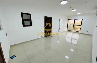 شقة - غرفة نوم - 2 حمامات للايجار في الجهلي - العين