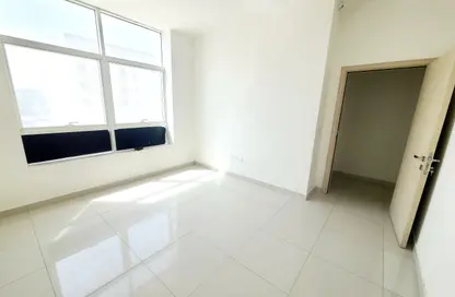 Apartment - 1 Bedroom - 1 Bathroom for rent in AlFalah - Muwaileh Commercial - Sharjah