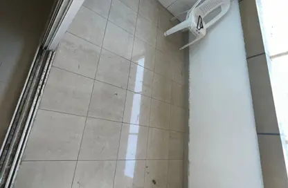 شقة - 2 غرف نوم - 2 حمامات للايجار في برج إس آر إس - الراشدية 1 - الراشدية - عجمان