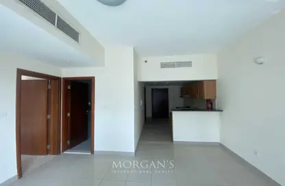 Apartment - 1 Bedroom - 2 Bathrooms for rent in Cricket Tower - Dubai Sports City - Dubai