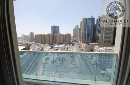 Apartment - 3 Bedrooms - 3 Bathrooms for rent in Oasis Tower - Al Rashidiya 1 - Al Rashidiya - Ajman