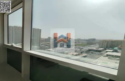 Apartment - 1 Bedroom - 2 Bathrooms for rent in Oasis Tower - Al Rashidiya 1 - Al Rashidiya - Ajman