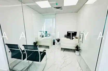 مكتب - استوديو - 1 حمام للايجار في الشندغة - دبي