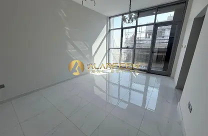 شقة - غرفة نوم - 2 حمامات للايجار في برج يوني ايستات برايم - الضاحية 10 - قرية الجميرا سركل - دبي شقة - غرفة نوم - 2 حمامات للايجار في برج يوني ايستات برايم - الضاحية 10 - قرية الجميرا سركل - دبي