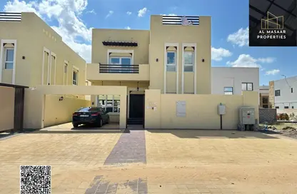 Villa - 5 Bedrooms - 7 Bathrooms for rent in Al Amira Village - Al Yasmeen - Ajman