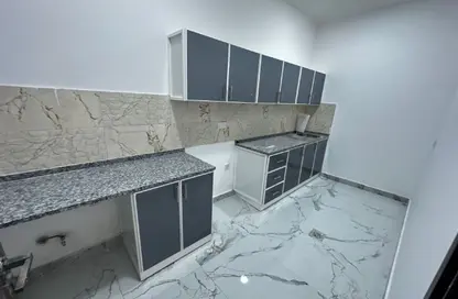 Apartment - 1 Bedroom - 1 Bathroom for rent in Shakhbout City - Abu Dhabi Apartment - 1 Bedroom - 1 Bathroom for rent in Shakhbout City - Abu Dhabi