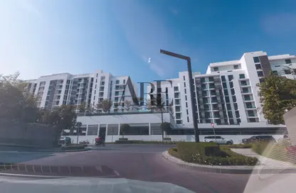 Apartment - 2 Bedrooms - 3 Bathrooms for sale in Tiraz 3 - Aljada - Sharjah