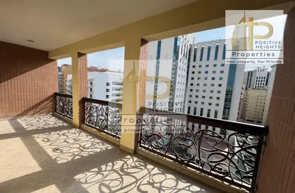 Apartment - 2 Bedrooms - 1 Bathroom for rent in Metro Building - Al Barsha 1 - Al Barsha - Dubai
