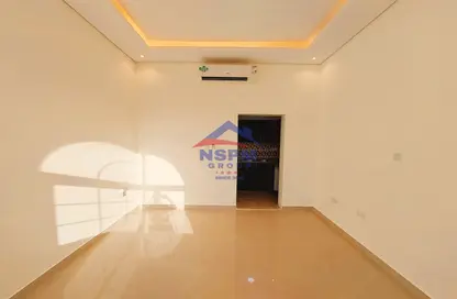 Apartment - 1 Bathroom for rent in Al Qubaisat - Al Mushrif - Abu Dhabi