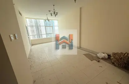 شقة - غرفة نوم - 2 حمامات للايجار في أورينت تاور 1 - أورينت تاور - البستان - عجمان
