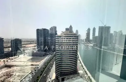 مكتب - استوديو للايجار في برج الأعمال - الخليج التجاري - دبي