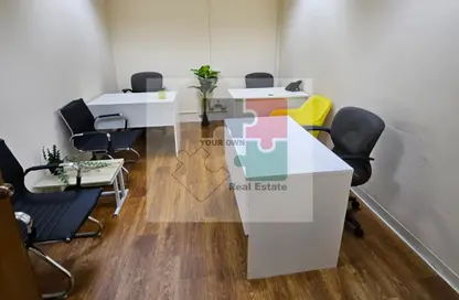 مركز أعمال - استوديو - 3 حمامات للايجار في شارع المطار - منطقة طريق المطار - منطقة القرهود - دبي