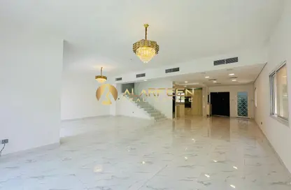 فيلا - 4 غرف نوم - 6 حمامات للبيع في فلل سيركل - قرية الجميرا سركل - دبي