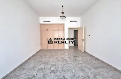Apartment - 2 Bedrooms - 2 Bathrooms for rent in Al Ghanem Business Center - Al Majaz 3 - Al Majaz - Sharjah