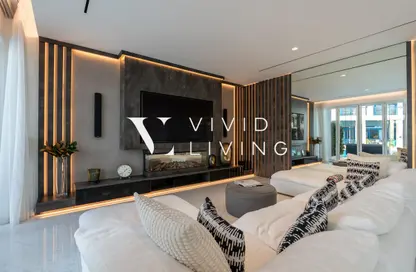 Townhouse - 4 Bedrooms - 5 Bathrooms for sale in Palma Residences - Palm Jumeirah - Dubai